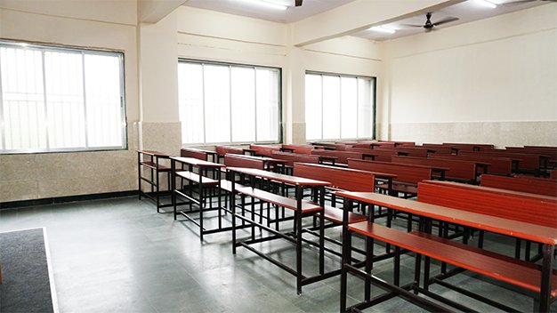 Chembur Night College Class Rooms